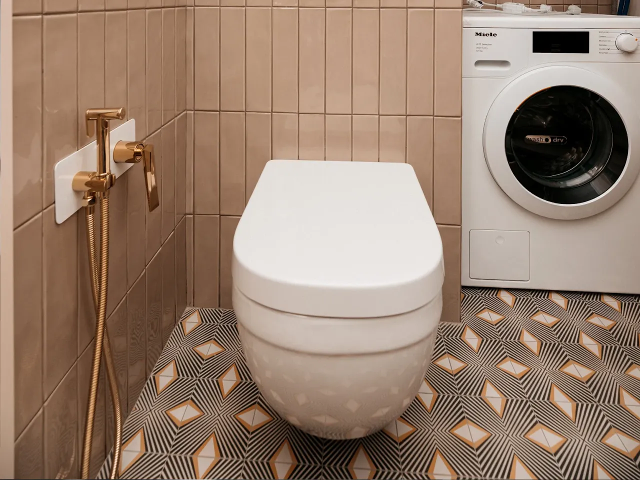 Монтаж сантехники: трубы, унитазы, смесители и узлы