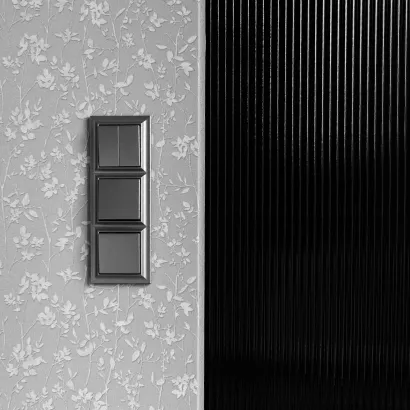 Поклейка обоев и нанесение декоративных покрытий