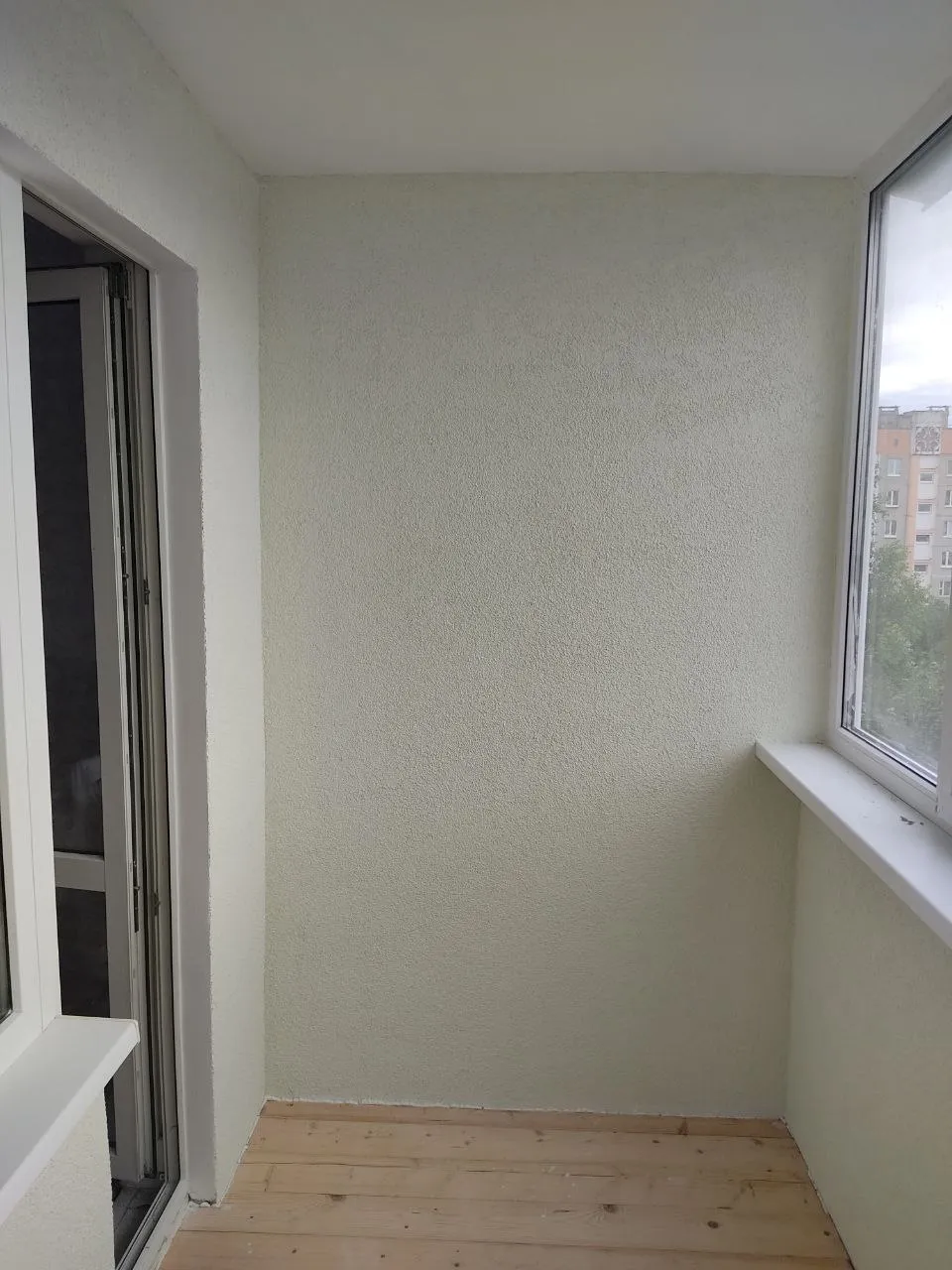 Ремонт балкона в Минске: утепление и декор «Корник» — фото 4